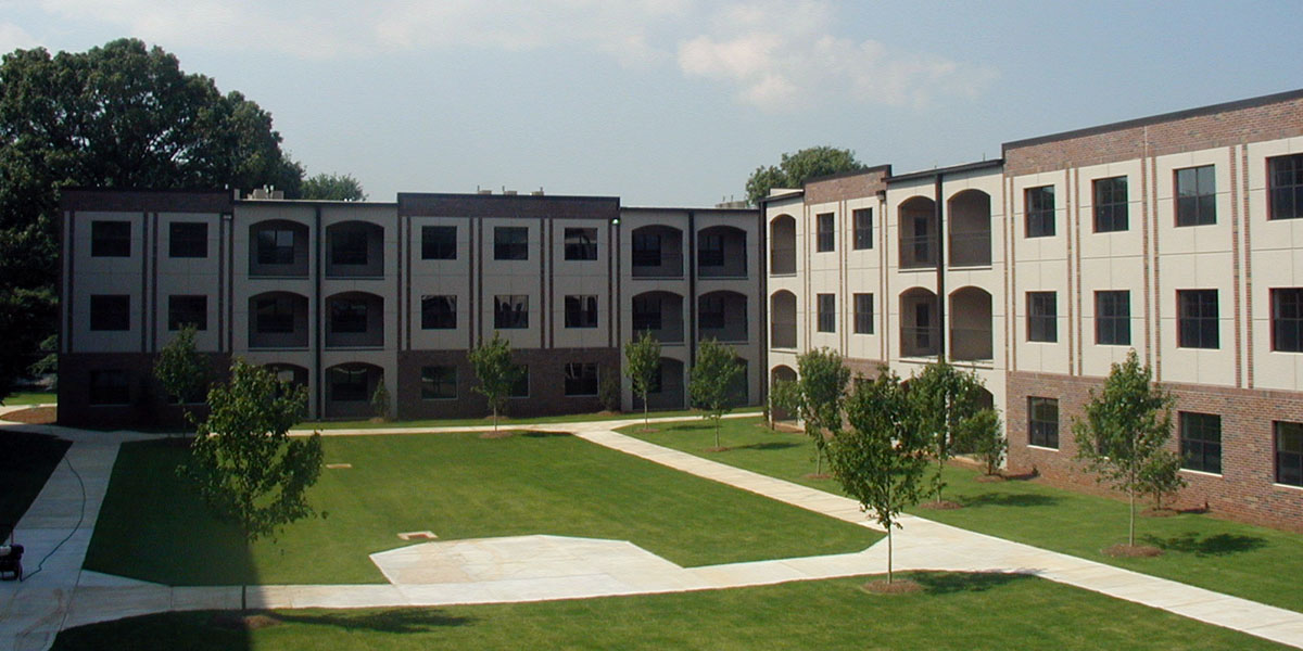 Crogman School Lofts Atlanta, GA exterior courtyard