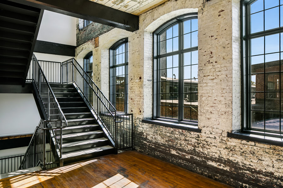 Germantown Mill Lofts Louisville, KY © 2016 RealTourCast interior stairwell